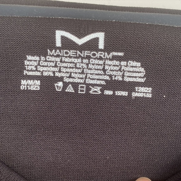 Maidenform Shaping thigh slimmer Size Medium - Picture 4 of 6